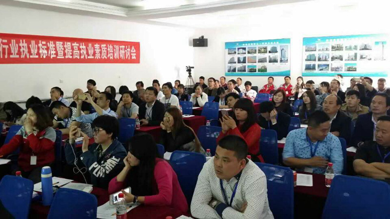 QQ圖片20160503202647.jpg